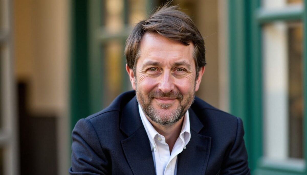 Pascal Praud : Découvrez son parcours, sa carrière et sa vie de famille